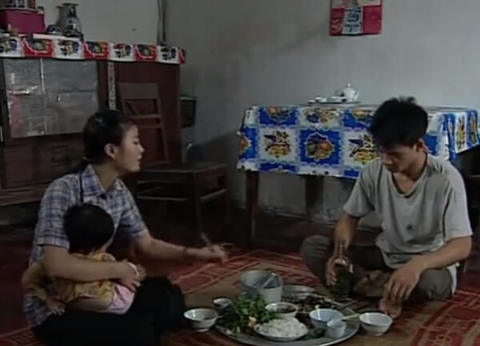Cảnh trong phim Sóng ở đáy sông - 3